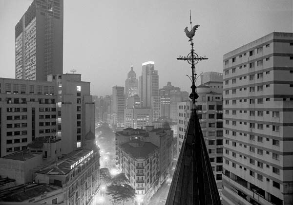 Cristiano Mascaro -Vista Igreja Santa Ifigênia 2003